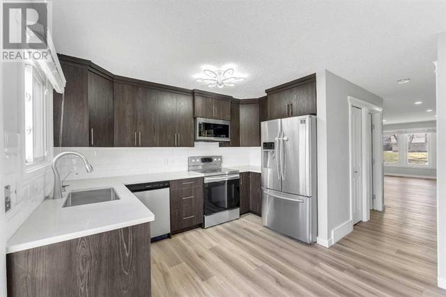 201 Templemont Drive Ne, House detached with 4 bedrooms, 2 bathrooms and 3 parking in Calgary AB | Image 17