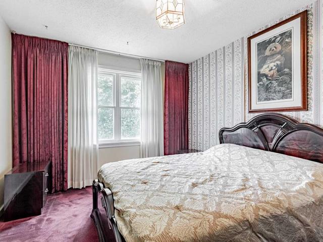16 Ludgate Dr, House detached with 3 bedrooms, 1 bathrooms and 3 parking in Toronto ON | Image 19