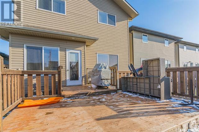 203 Korol Crescent, House detached with 4 bedrooms, 4 bathrooms and null parking in Saskatoon SK | Image 27
