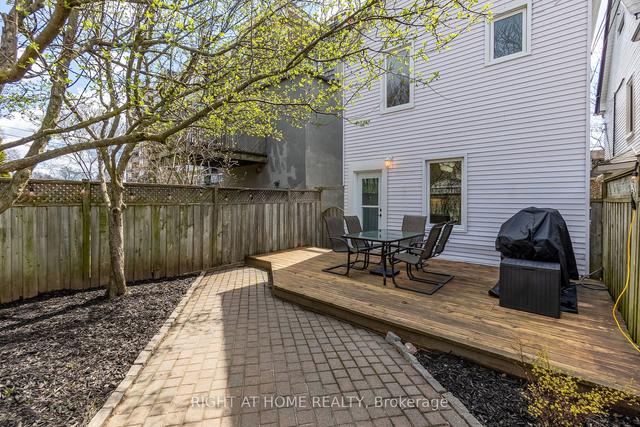 80 Dingwall Ave, House detached with 3 bedrooms, 2 bathrooms and 2 parking in Toronto ON | Image 13
