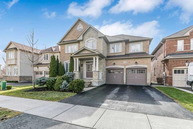 1089 Sherman Brock Circ, House detached with 4 bedrooms, 5 bathrooms and 6 parking in Newmarket ON | Image 1