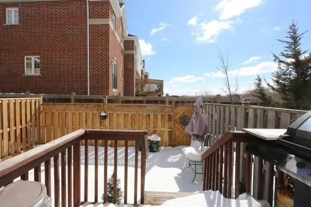 10 - 9800 Mclaughlin Rd N, Townhouse with 3 bedrooms, 3 bathrooms and 1 parking in Brampton ON | Image 17