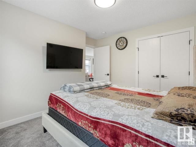 5320 22 Av Sw, House detached with 4 bedrooms, 3 bathrooms and null parking in Edmonton AB | Image 29