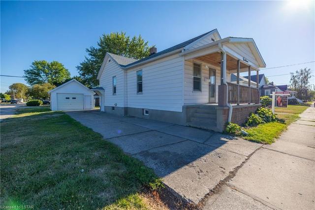 511 George Street, House detached with 3 bedrooms, 1 bathrooms and 3 parking in Sarnia ON | Image 17