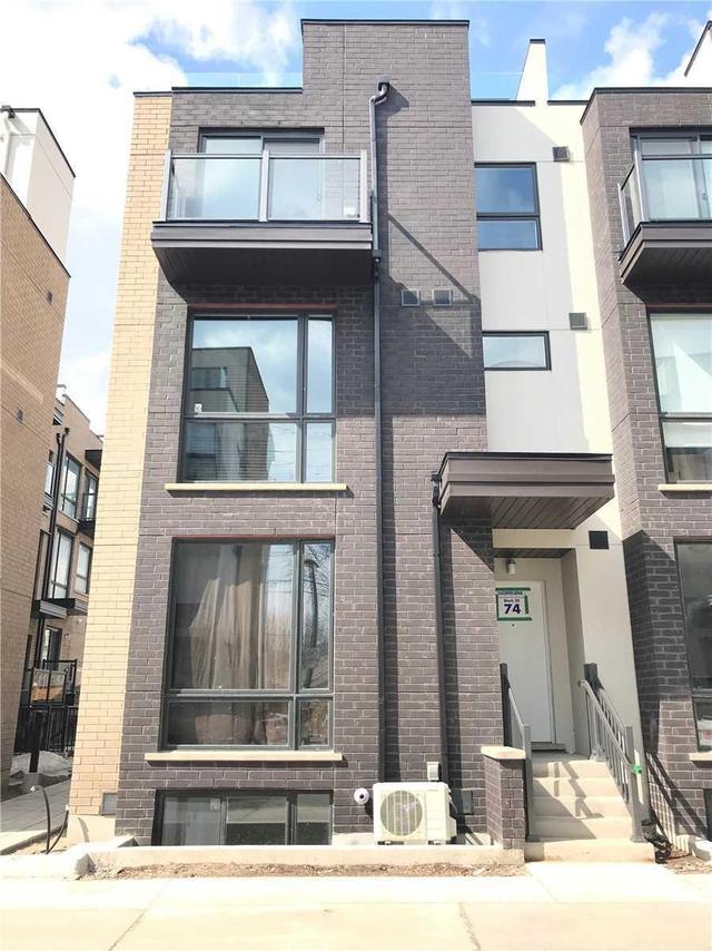 Unit 74 - 30 Fieldway Rd, Townhouse with 2 bedrooms, 2 bathrooms and 1 parking in Toronto ON | Image 1