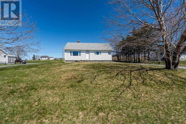 43 Belle Vue St, House detached with 5 bedrooms, 1 bathrooms and null parking in Clare NS | Image 11