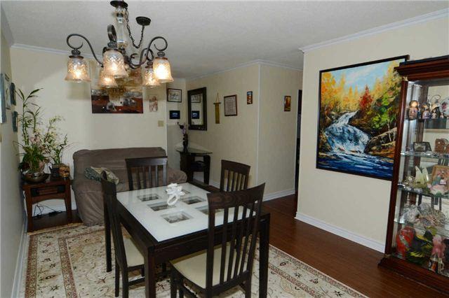 405 - 10 Tangreen Crt, Condo with 3 bedrooms, 2 bathrooms and 2 parking in Toronto ON | Image 4