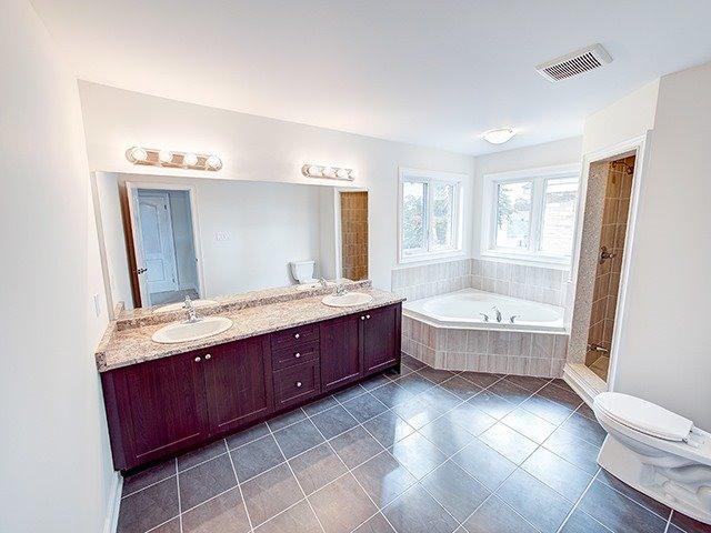 61 Milby Cres, House detached with 4 bedrooms, 4 bathrooms and 6 parking in Bradford West Gwillimbury ON | Image 14