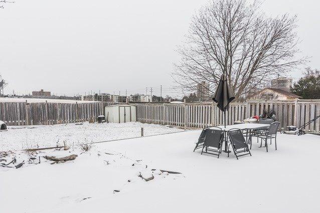 867 Carnaby Cres, House detached with 3 bedrooms, 2 bathrooms and 3 parking in Oshawa ON | Image 19