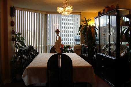 1104 - 3 Hickory Tree Rd, Condo with 2 bedrooms, 2 bathrooms and 1 parking in Toronto ON | Image 3
