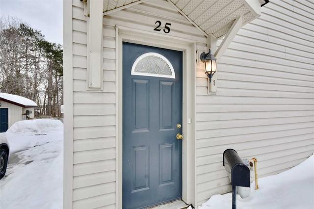 25 Grove St W, House detached with 2 bedrooms, 2 bathrooms and 6 parking in Barrie ON | Image 31