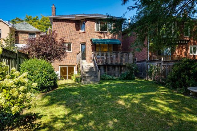 137 St Germain Ave, House detached with 3 bedrooms, 4 bathrooms and 3 parking in Toronto ON | Image 29
