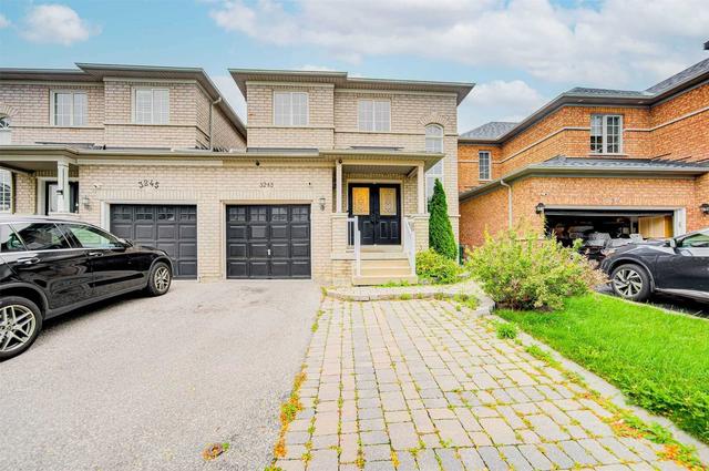 3243 Ridgeleigh Hts, House attached with 3 bedrooms, 4 bathrooms and 3 parking in Mississauga ON | Image 1