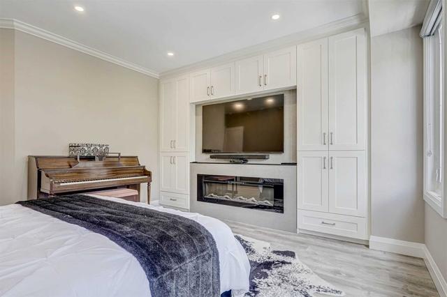 85 Alameda Circ, Townhouse with 4 bedrooms, 4 bathrooms and 2 parking in Vaughan ON | Image 7