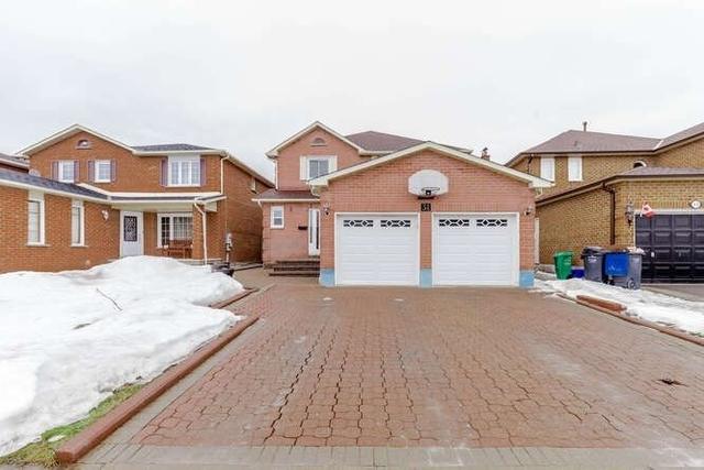 31 Blackmere Circ, House detached with 4 bedrooms, 4 bathrooms and 6 parking in Brampton ON | Image 1