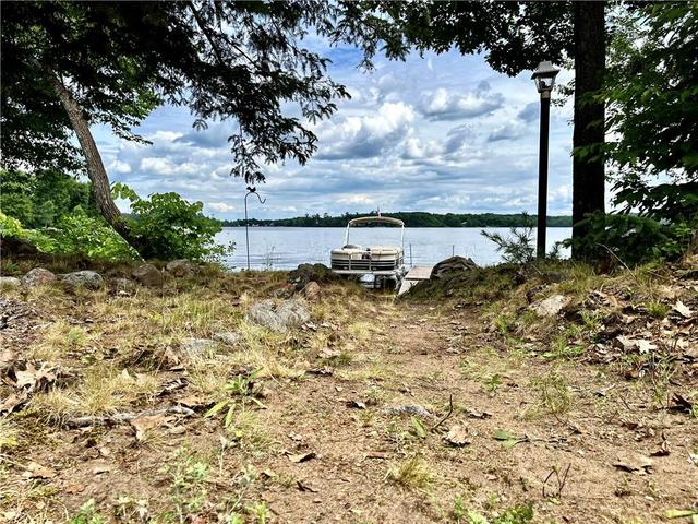 0 Beattys Island, House detached with 3 bedrooms, 2 bathrooms and null parking in North Algona Wilberforce ON | Image 20