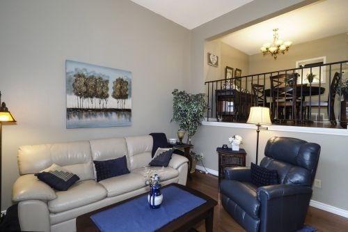 Th12 - 1085 Queens Blvd, Townhouse with 3 bedrooms, 2 bathrooms and 1 parking in Kitchener ON | Image 4