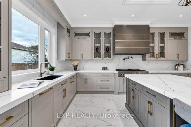 1389 Sixth Line, House detached with 5 bedrooms, 5 bathrooms and 9 parking in Oakville ON | Image 3