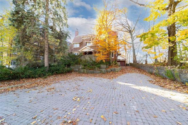 206 Russell Hill Rd, House detached with 7 bedrooms, 6 bathrooms and 5 parking in Toronto ON | Card Image