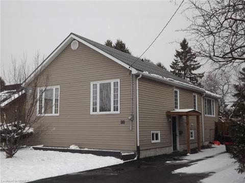 88 Lee Avenue, North Bay, ON, P1A2J9 | Card Image
