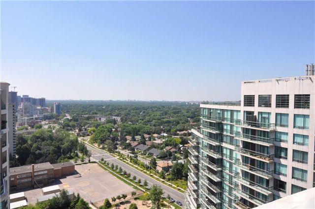 Lph3 - 7 Lorraine Dr, Condo with 3 bedrooms, 2 bathrooms and 1 parking in Toronto ON | Image 2
