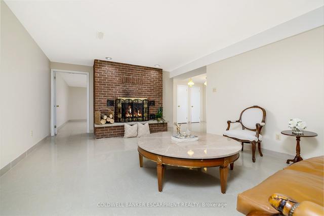 2 Friars Lane, House detached with 2 bedrooms, 5 bathrooms and 12 parking in Toronto ON | Image 22