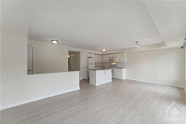 3 - 305 Cresthaven Drive, Condo with 2 bedrooms, 2 bathrooms and 1 parking in Ottawa ON | Image 14