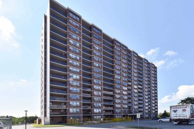 1106 - 45 Sunrise Ave, Condo with 2 bedrooms, 1 bathrooms and 1 parking in Toronto ON | Image 1