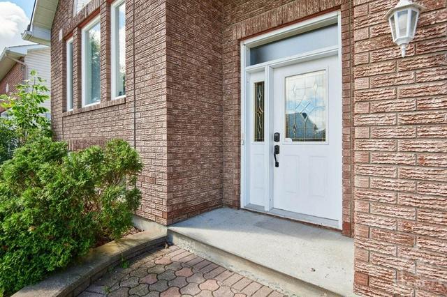3131 Lemay Circle, House detached with 3 bedrooms, 3 bathrooms and 3 parking in Clarence Rockland ON | Image 2