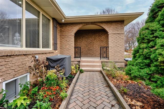7229 Harriman Street, House detached with 5 bedrooms, 3 bathrooms and 5 parking in Niagara Falls ON | Image 12
