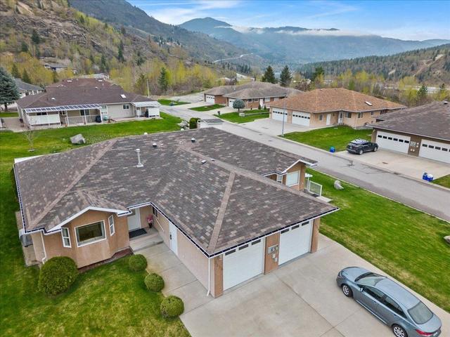 7116 Wright Way, House detached with 3 bedrooms, 3 bathrooms and null parking in Trail BC | Image 40