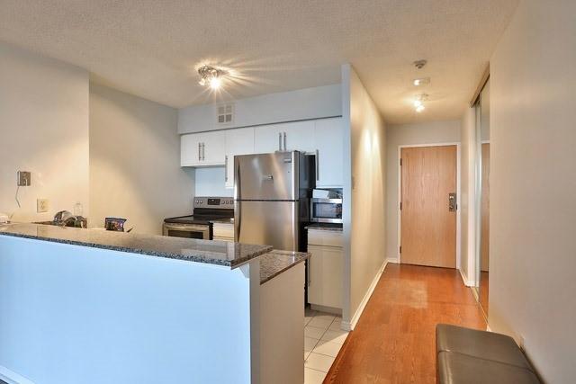 1003 - 95 Lombard St, Condo with 1 bedrooms, 1 bathrooms and 1 parking in Toronto ON | Image 6