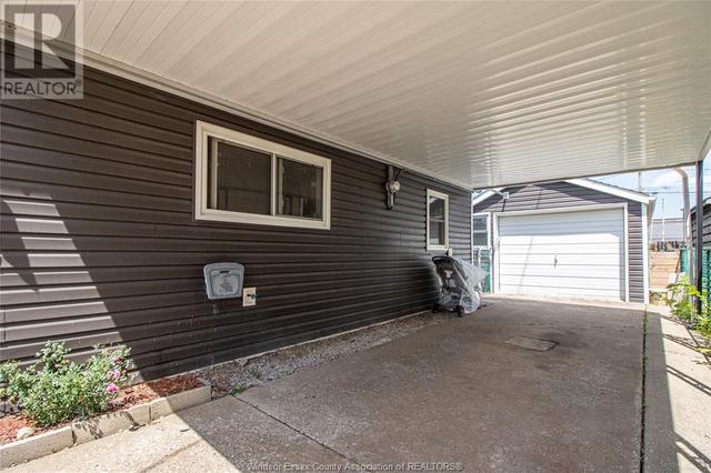 2482 Lloyd George Boulevard, House detached with 3 bedrooms, 2 bathrooms and null parking in Windsor ON | Image 29