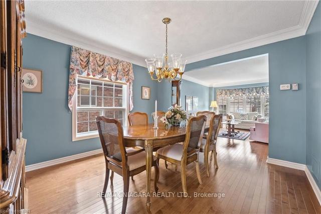 24 Farris Ave, House detached with 3 bedrooms, 2 bathrooms and 4 parking in St. Catharines ON | Image 36