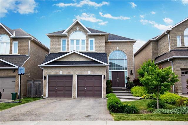 104 Macarthur Dr, House detached with 4 bedrooms, 5 bathrooms and 2 parking in Vaughan ON | Image 1