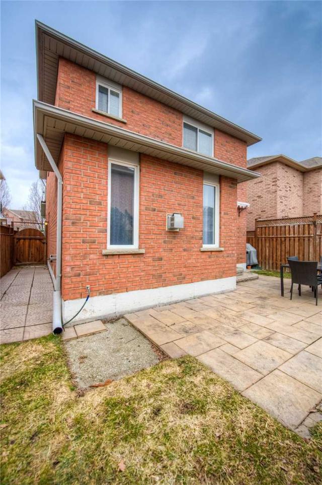 5871 Chessman Crt, House detached with 3 bedrooms, 3 bathrooms and 42 parking in Mississauga ON | Image 27
