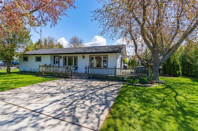 73852 Durand Avenue, House detached with 3 bedrooms, 2 bathrooms and null parking in Bluewater ON | Image 1