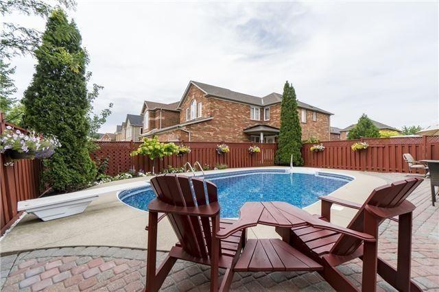 3246 Fanleaf Dr, House detached with 4 bedrooms, 4 bathrooms and 6 parking in Mississauga ON | Image 13