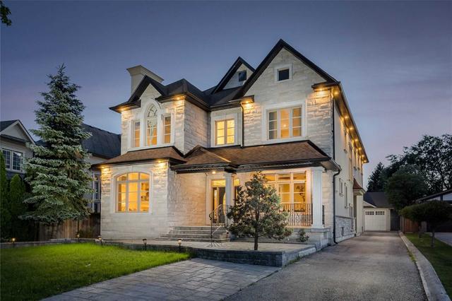 243 Carlton Rd, House detached with 4 bedrooms, 8 bathrooms and 12 parking in Markham ON | Image 12
