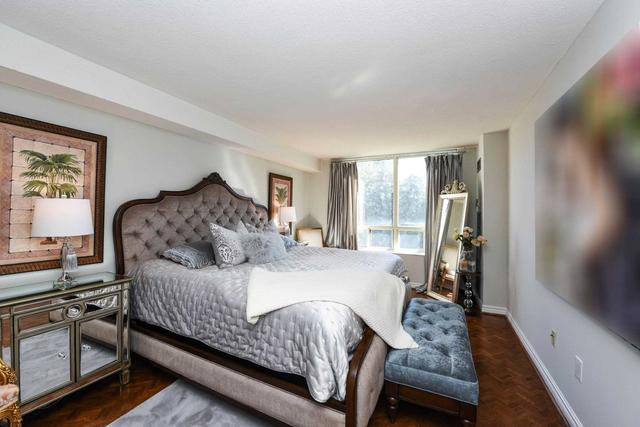 519 - 333 Clark Ave W, Condo with 2 bedrooms, 2 bathrooms and 1 parking in Vaughan ON | Image 13