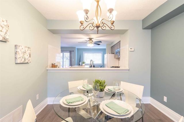 12 - 26 Moss Blvd, Townhouse with 4 bedrooms, 3 bathrooms and 1 parking in Hamilton ON | Image 9