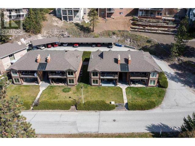 2220 Golf Course Drive, House attached with 2 bedrooms, 2 bathrooms and 2 parking in West Kelowna BC | Image 22