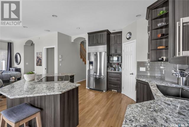 323 Horlick Crescent, House detached with 3 bedrooms, 4 bathrooms and null parking in Saskatoon SK | Image 12