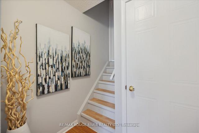 8 Aspen Park Way, Townhouse with 2 bedrooms, 3 bathrooms and 2 parking in Whitby ON | Image 11