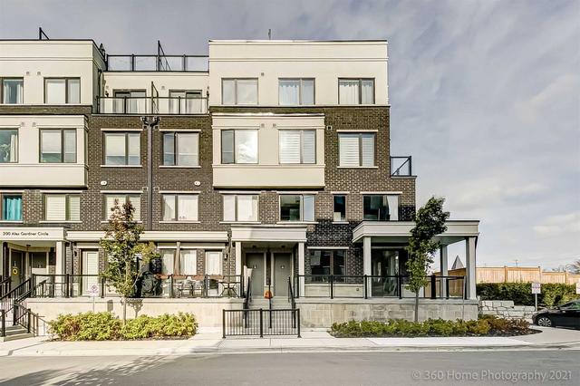unit 38 - 200 Alex Gardner Circ, Townhouse with 2 bedrooms, 3 bathrooms and 1 parking in Aurora ON | Image 1