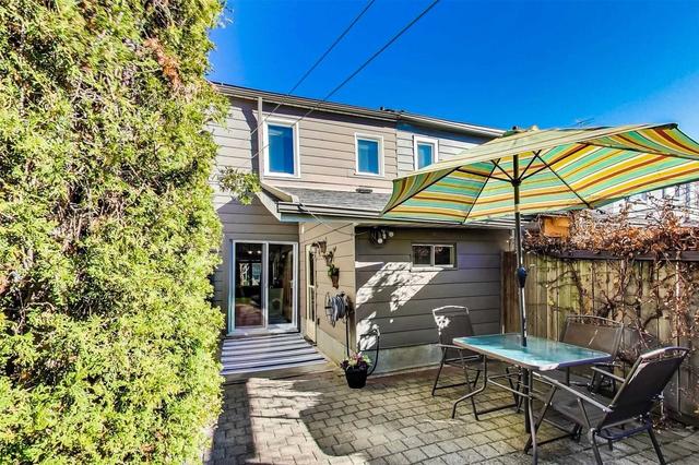 398 Arlington Ave, House semidetached with 2 bedrooms, 3 bathrooms and 1 parking in Toronto ON | Image 28