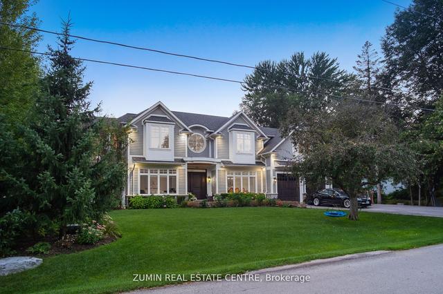498 Chamberlain Lane, House detached with 4 bedrooms, 6 bathrooms and 8 parking in Oakville ON | Image 1