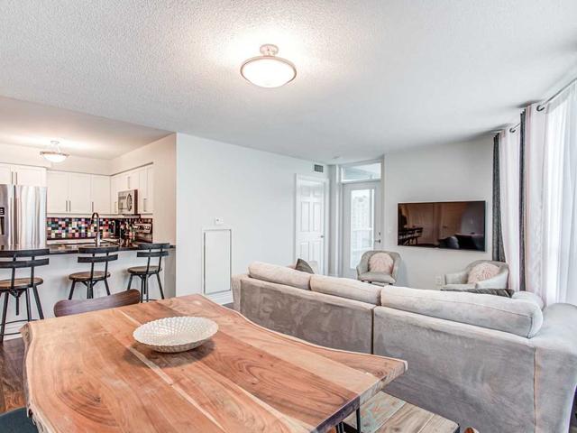 1920 - 25 Greenview Ave, Condo with 2 bedrooms, 2 bathrooms and 1 parking in Toronto ON | Image 4