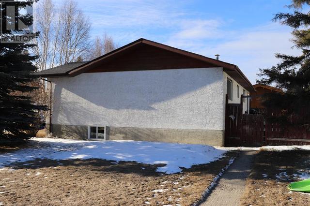5401 15 Avenue, House detached with 4 bedrooms, 4 bathrooms and 4 parking in Edson AB | Image 25