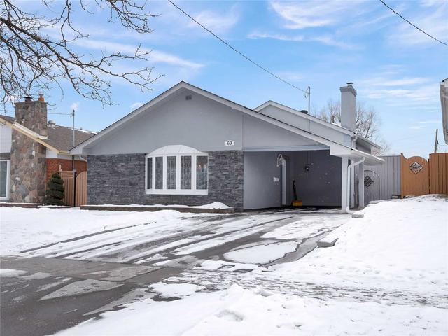 69 Genthorn Ave, House detached with 3 bedrooms, 2 bathrooms and 3 parking in Toronto ON | Image 12